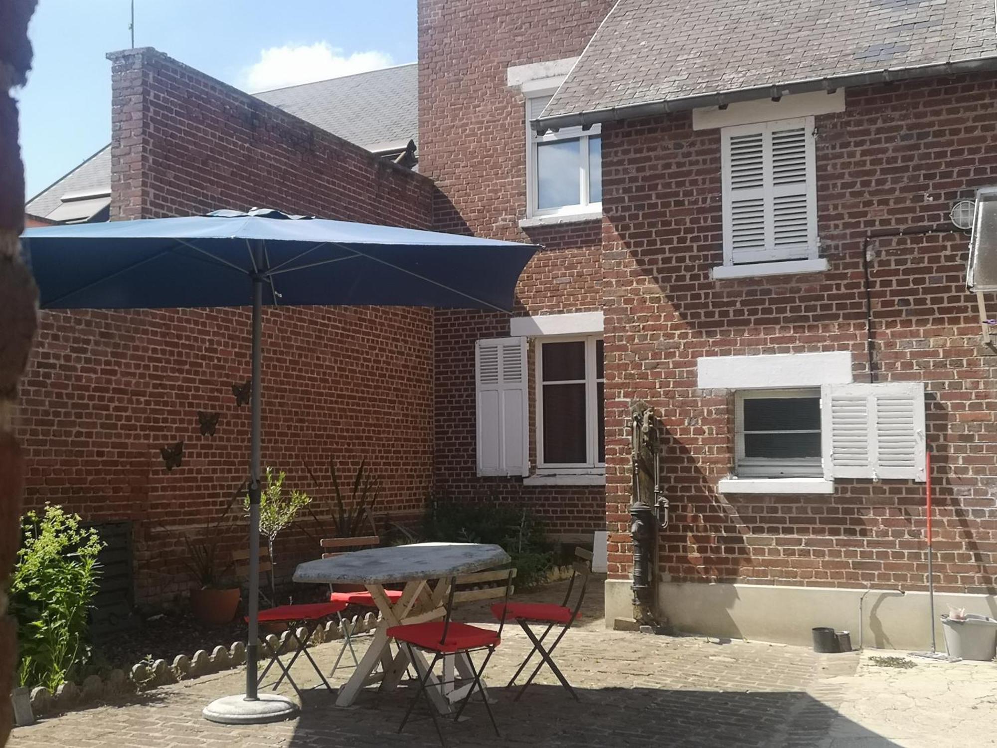Le Repos Bien Merite Nesle Exterior foto